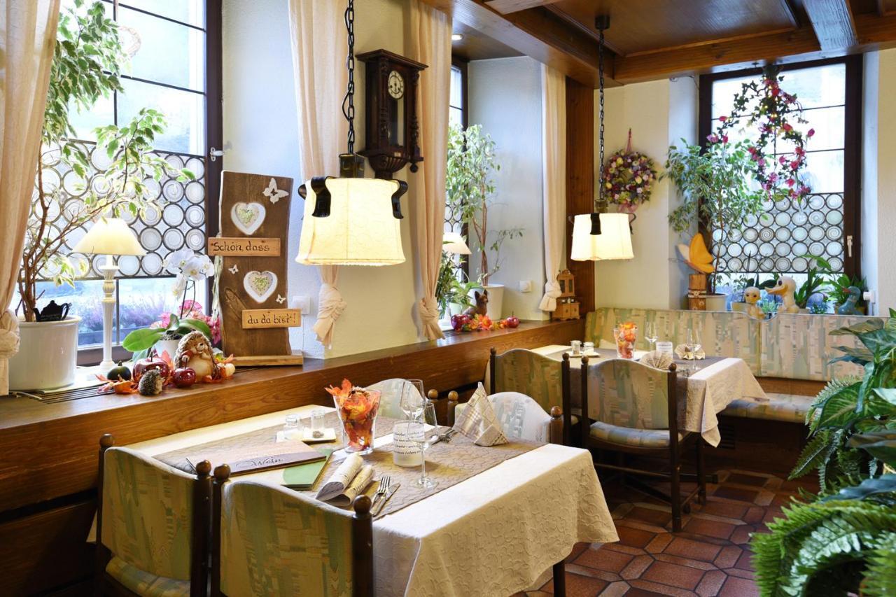 Gasthof & Hotel Goldener Hirsch Bad Berneck im Fichtelgebirge Ngoại thất bức ảnh