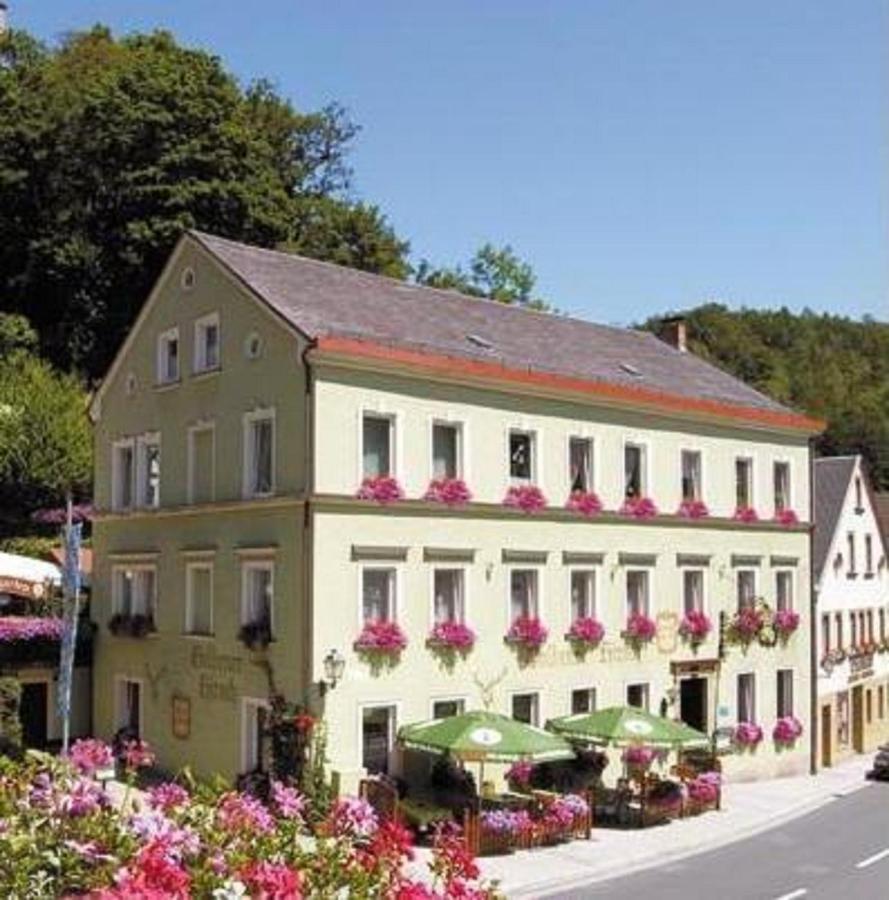 Gasthof & Hotel Goldener Hirsch Bad Berneck im Fichtelgebirge Ngoại thất bức ảnh