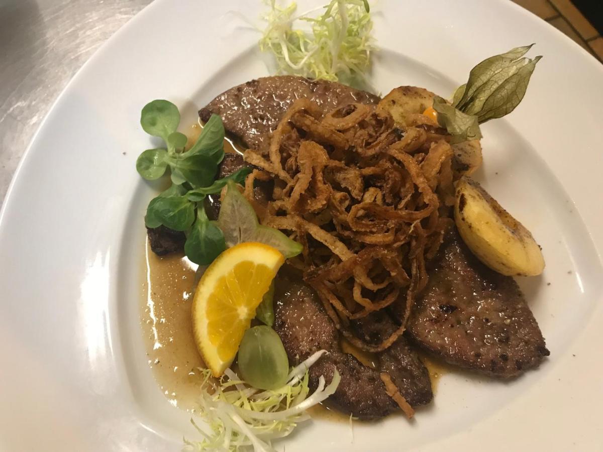 Gasthof & Hotel Goldener Hirsch Bad Berneck im Fichtelgebirge Ngoại thất bức ảnh