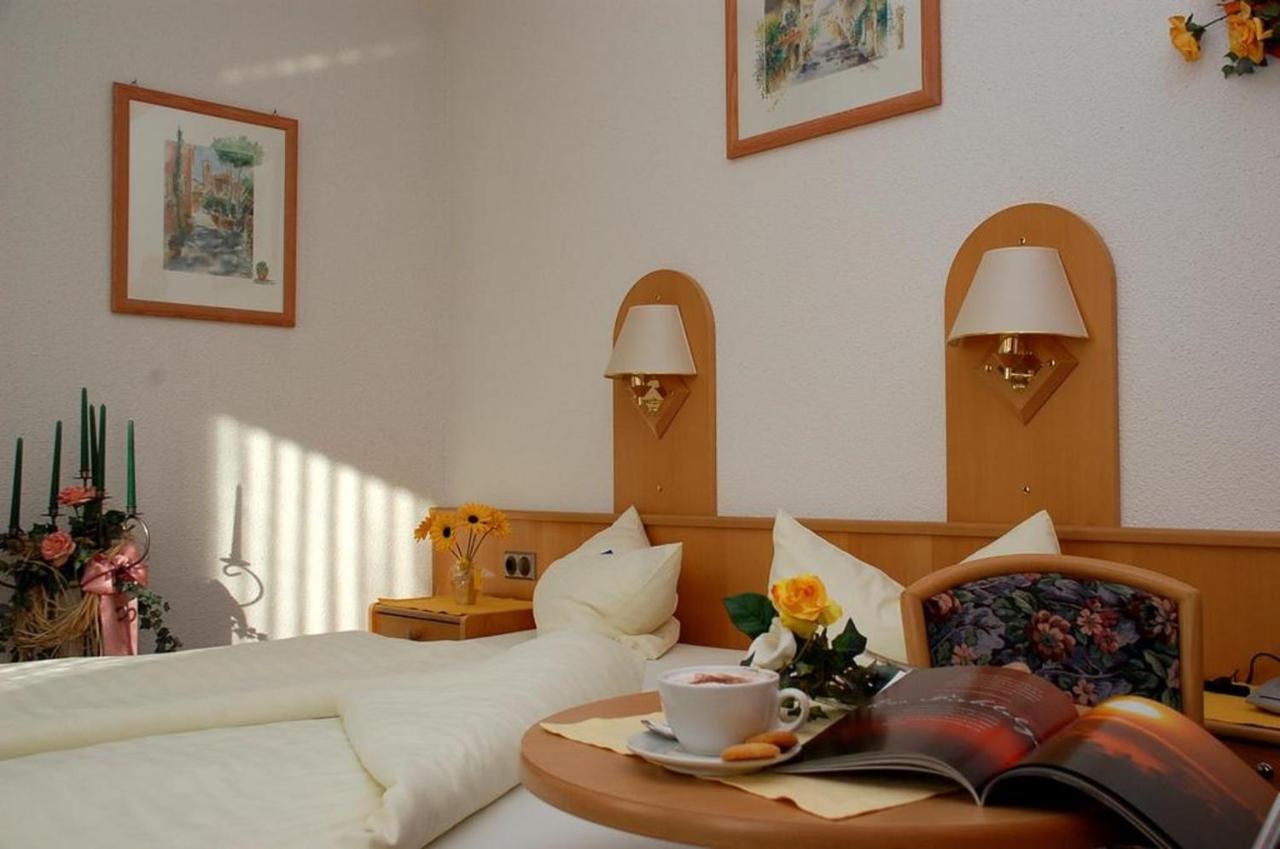 Gasthof & Hotel Goldener Hirsch Bad Berneck im Fichtelgebirge Ngoại thất bức ảnh